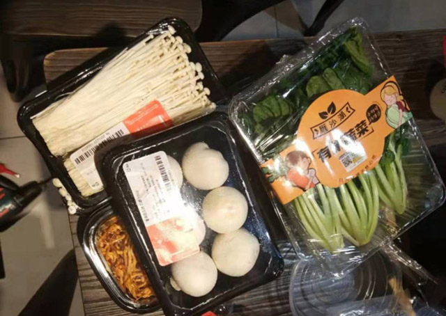 家庭自制火锅配菜清单大全 细数一些家里吃火锅的经典配菜