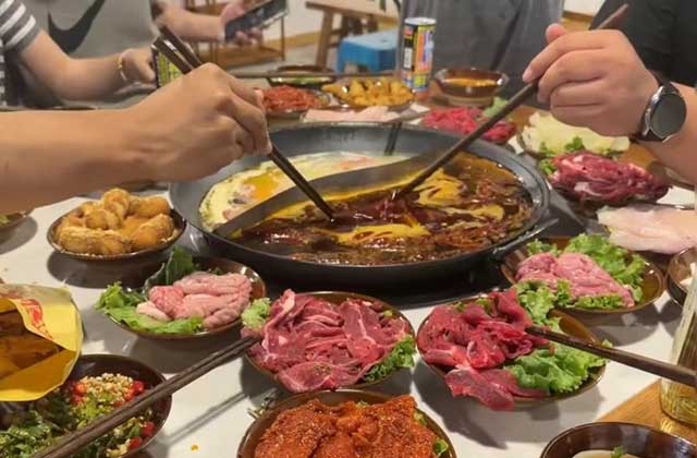 重庆老火锅底料厂家哪个好