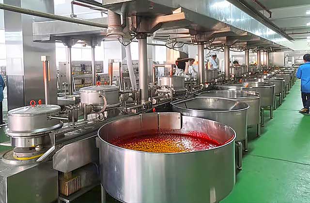 找辣火老灶工厂炒料