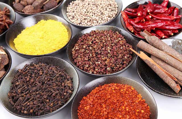 重庆老火锅底料炒制方法