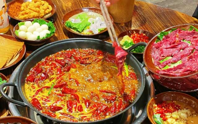 围炉串串小酒馆